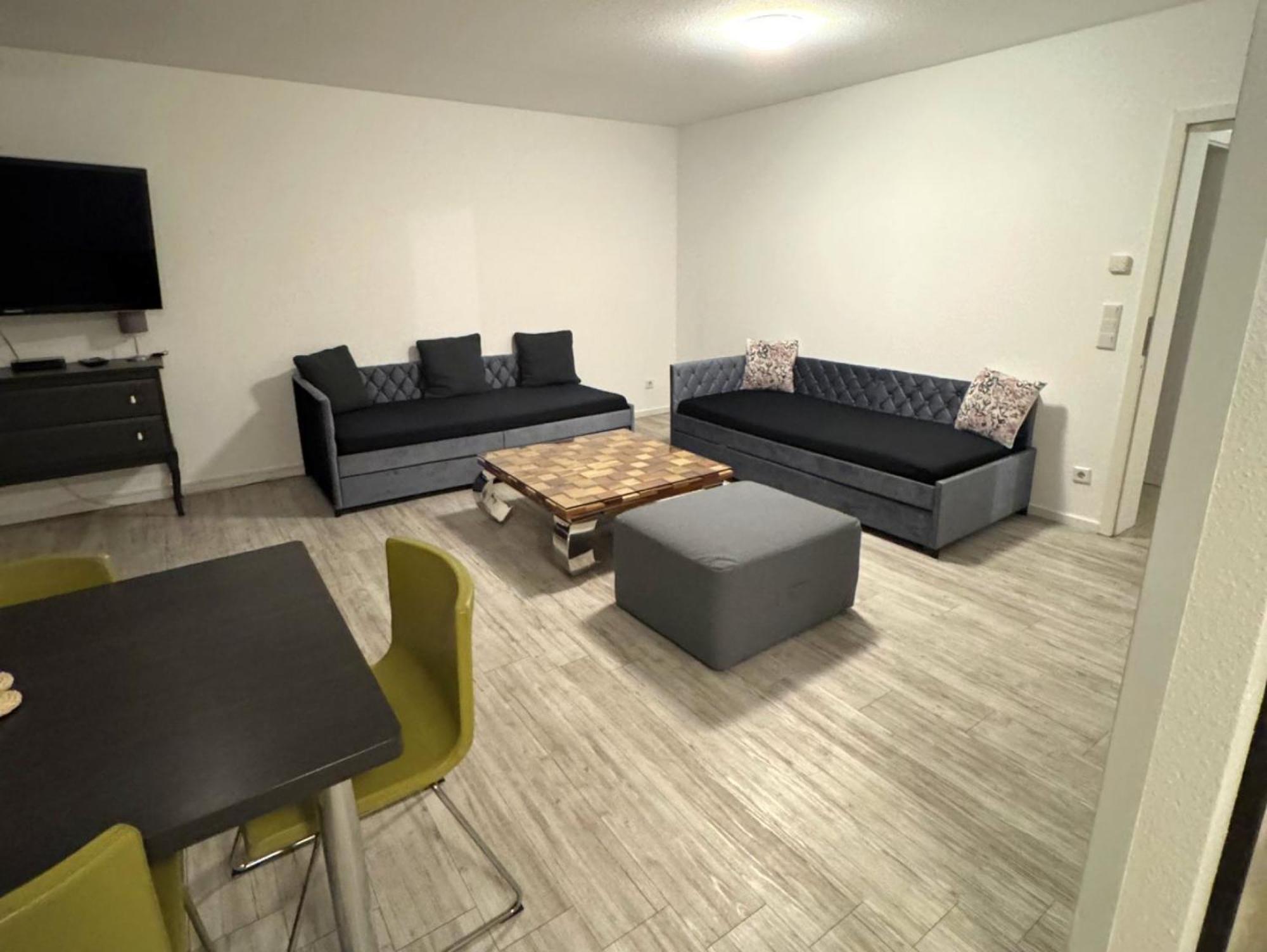 Apartment Koeln Rath Eksteriør bilde